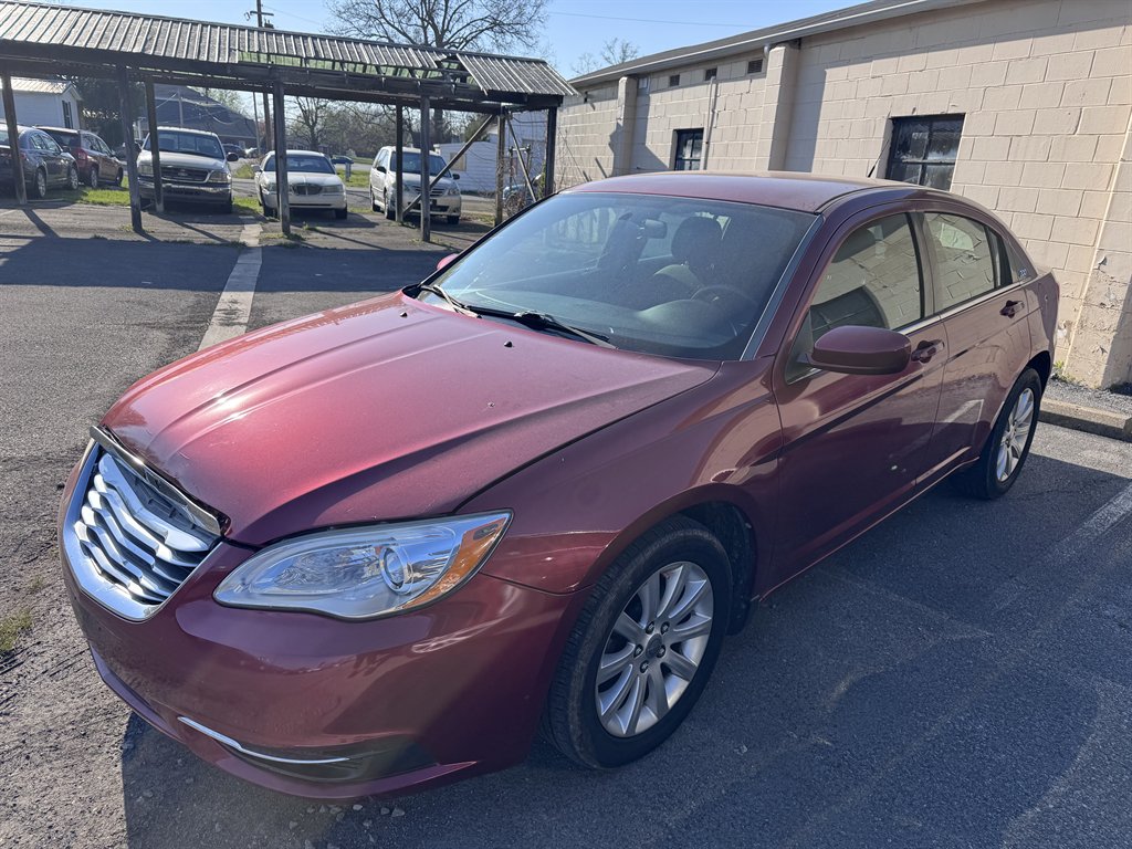 2011 Chrysler 200 Touring's photo
