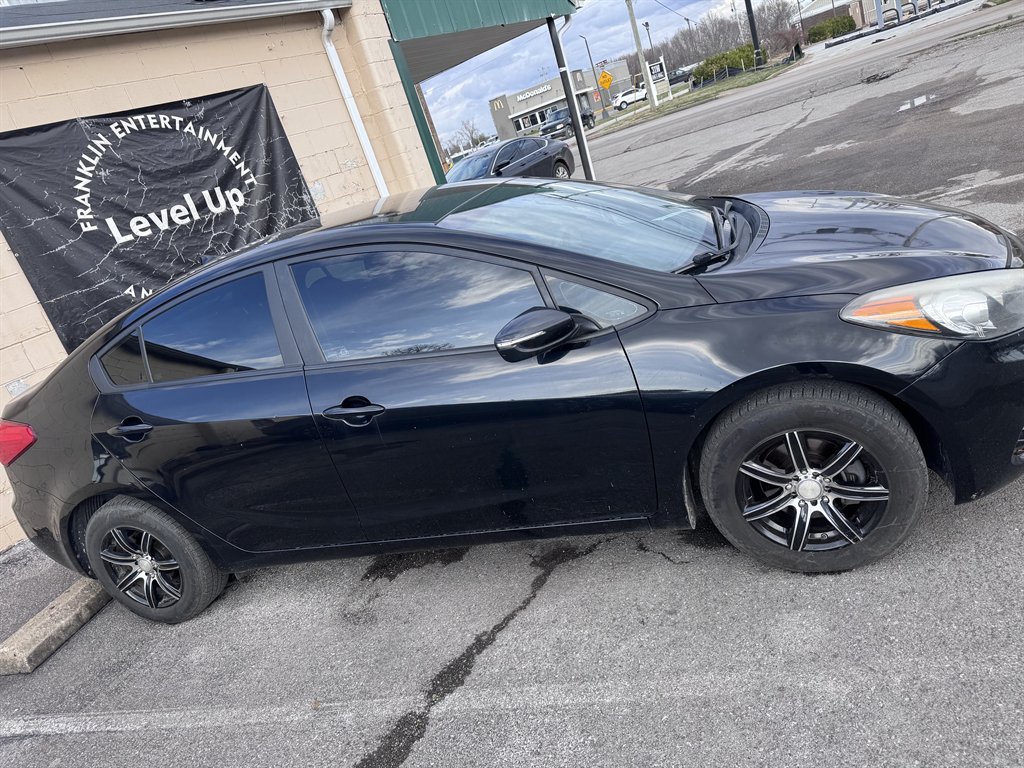 2015 Kia Forte LX AT's photo