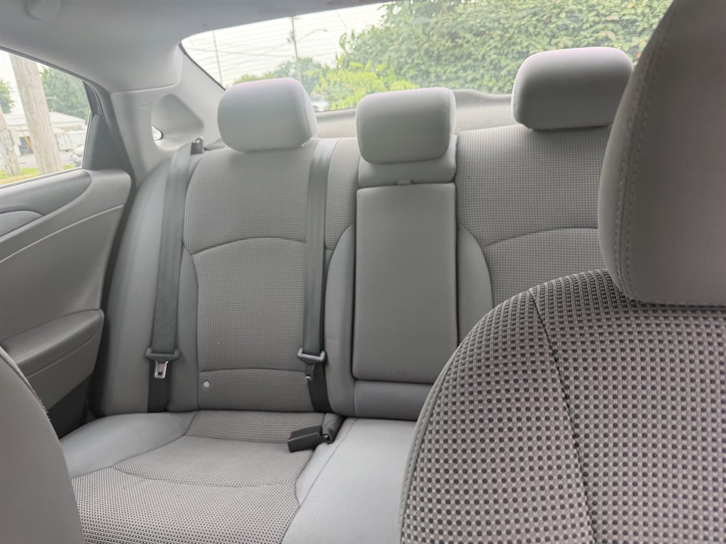 2011 Hyundai Sonata GLS I4 A/T PZEV's photo